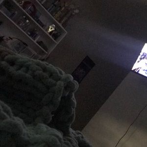 Meet your Posher, Chloe